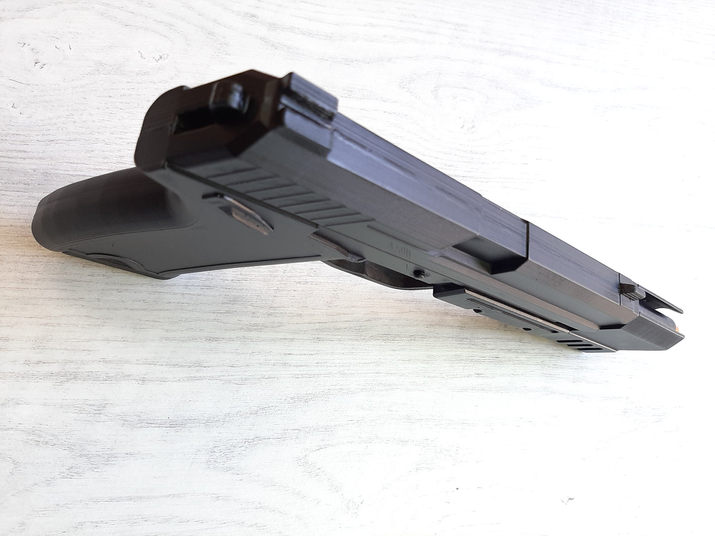 Lara Croft Pistols Tomb Raider pistol replica 3d printed and finished Painted to resemble,cosplay guns or display,photoshoot Lara Croft