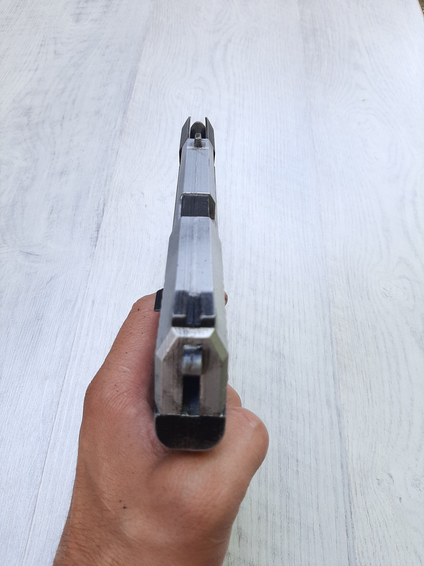 Lara Croft Pistols Tomb Raider pistol replica 3d printed and finished Painted to resemble,cosplay guns or display,photoshoot Lara Croft