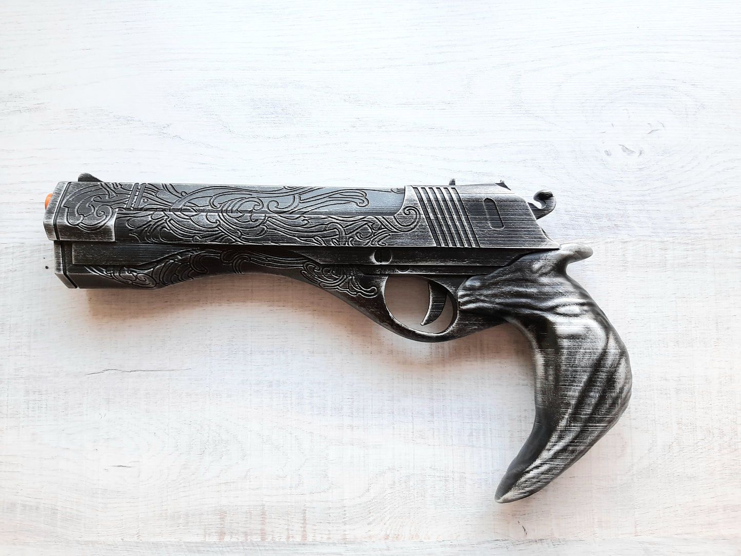 Dante Pistols DMC 5 Replica inspired guns Devil may Cry weapon toy cosplay guns,made to resemble Dante's guns Blasters painted finished.
