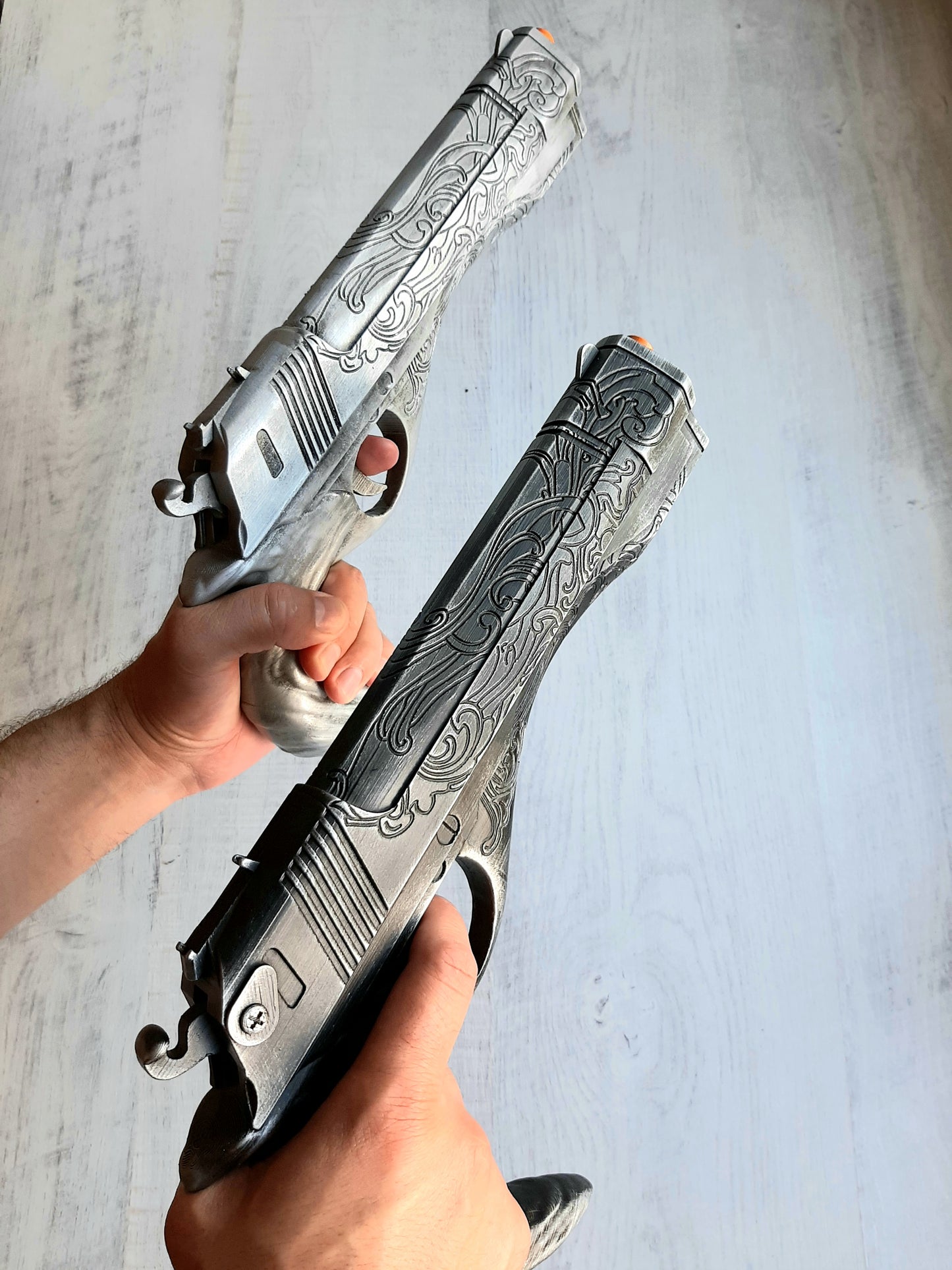 Dante Pistols DMC 5 Replica inspired guns Devil may Cry weapon toy cosplay guns,made to resemble Dante's guns Blasters painted finished.