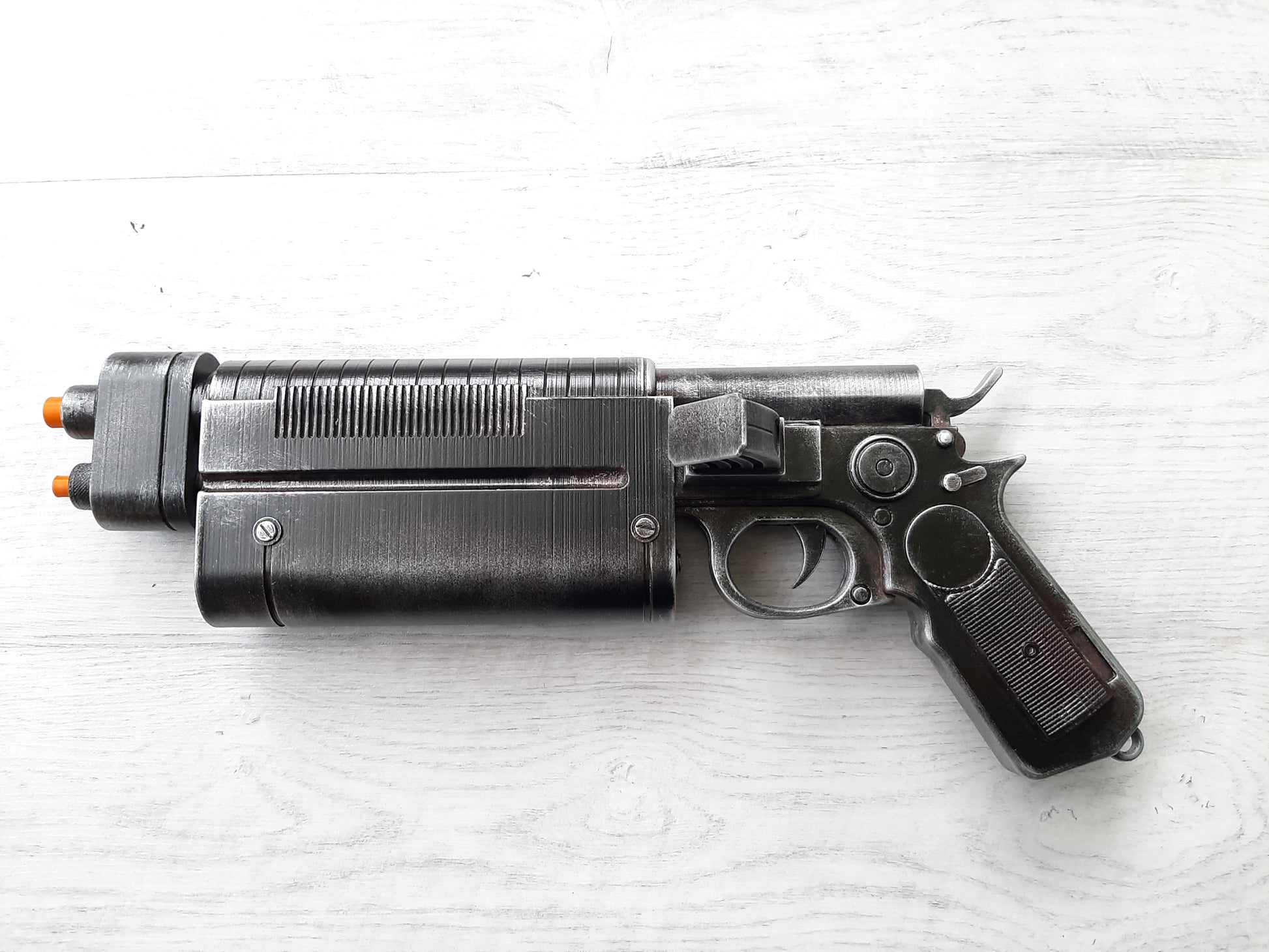 K16 bryar Pistol gun from star wars replica weapon blaster painted for cosplay