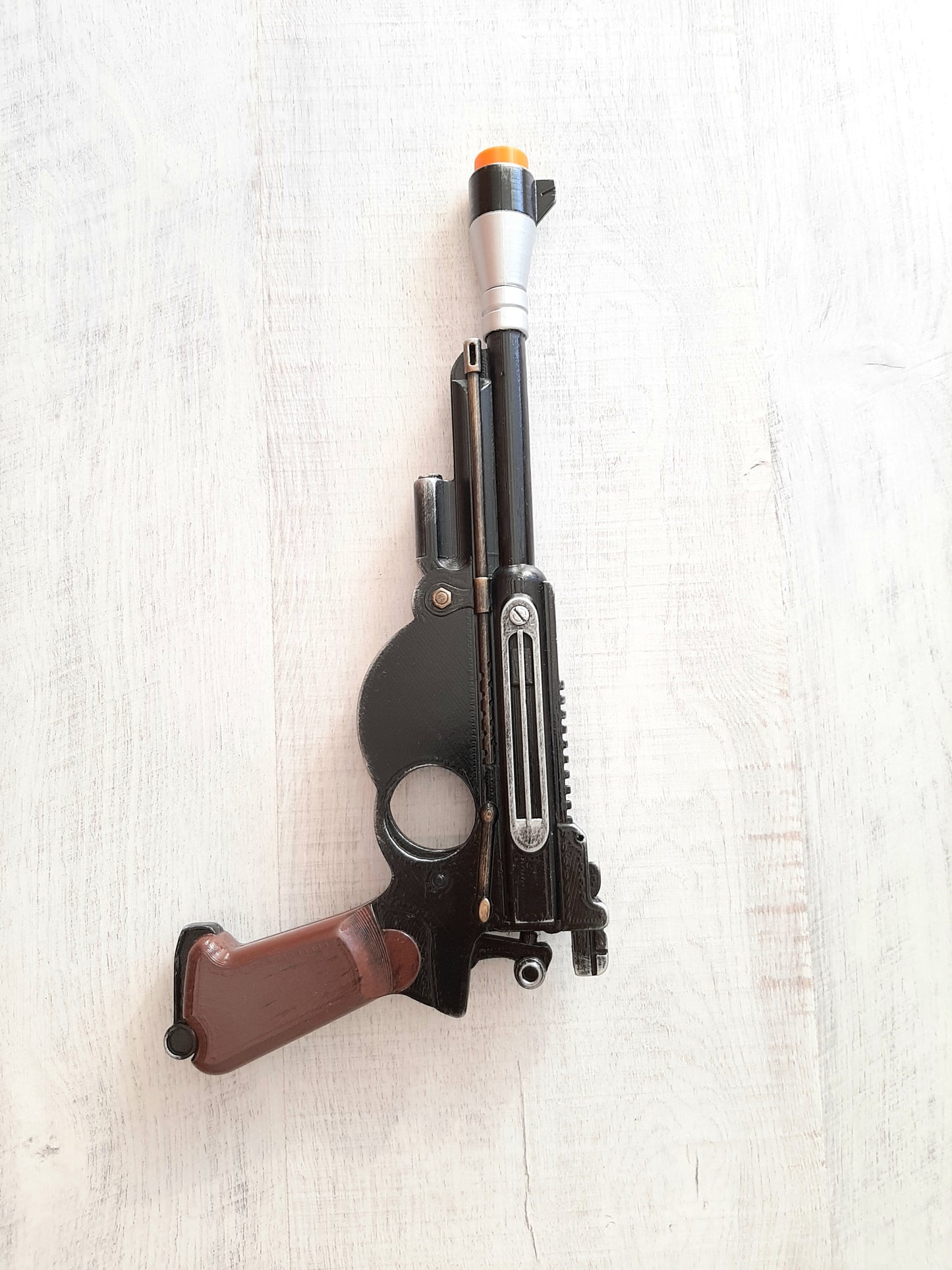Mandalorian IB-94 Blaster/Pistol,Fully Finished Mandalorian Weapon replica 3d printed and painted toy Pistol,inspired from Star Wars Mando cosplay or disllay
