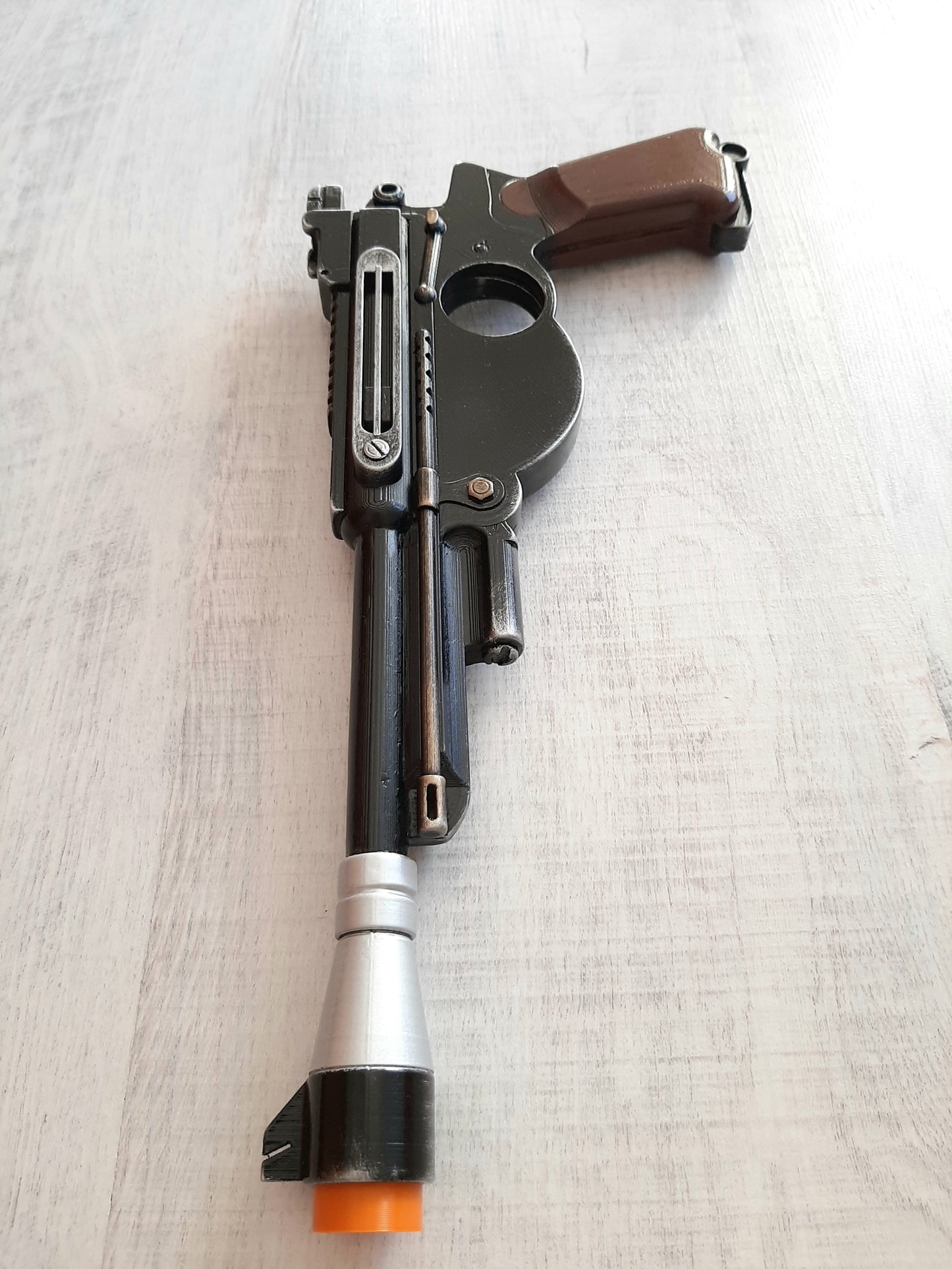 Mandalorian IB-94 Blaster/Pistol,Fully Finished Mandalorian Weapon replica 3d printed and painted toy Pistol,inspired from Star Wars Mando cosplay or disllay