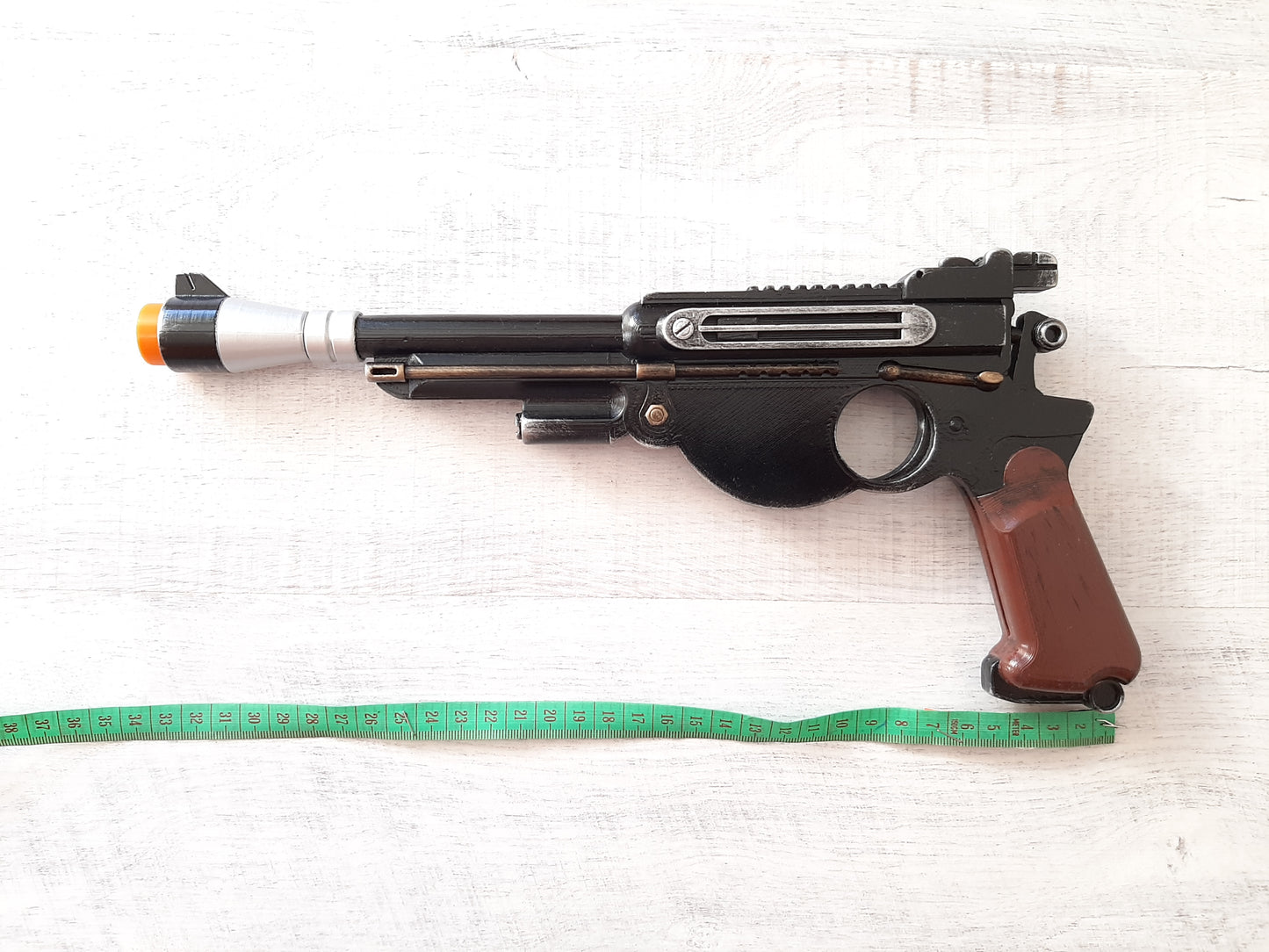 Mandalorian IB-94 Blaster/Pistol,Fully Finished Mandalorian Weapon replica 3d printed and painted toy Pistol,inspired from Star Wars Mando cosplay or disllay