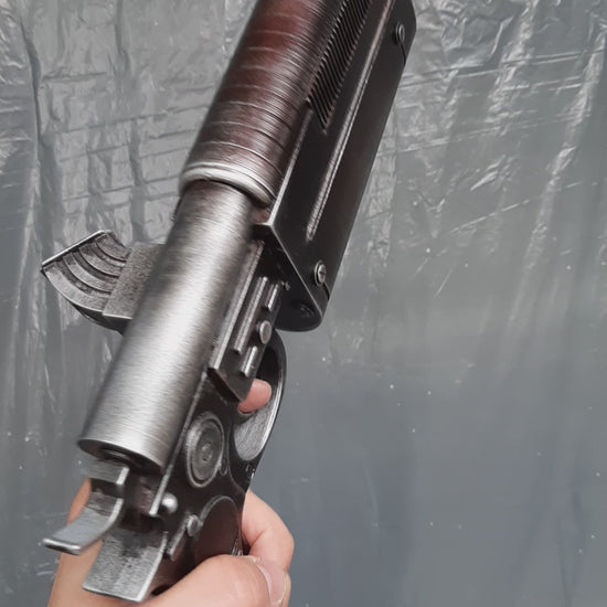 K16 bryar Pistol gun from star wars replica weapon blaster painted for cosplay video in use
